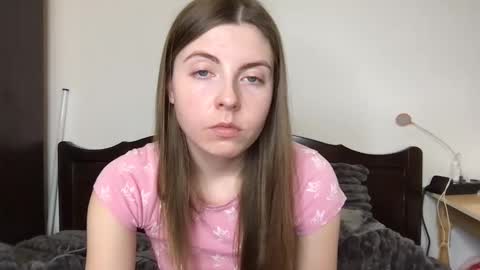 miss angel  online show from 04-26-26, 02:26