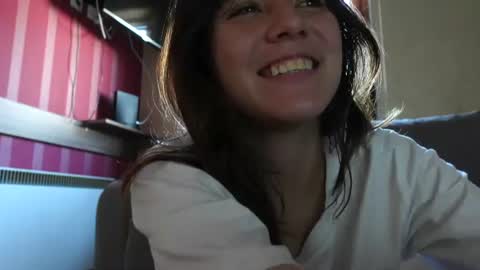 Snapshot of miss_ann_1 chatting on 06-23-26, 06:11 miss_ann_1 online show from 06-23-26, 06:11