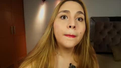 Snapshot of miss_anny18 chatting on 01-07-26, 01:41 Anny online show from 01-07-26, 01:41