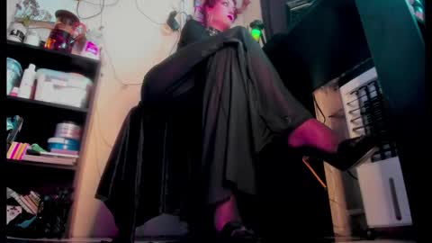 Snapshot of miss_asmodeus chatting on 09-18-25, 09:55 missAsmodeus online show from 09-18-25, 09:55