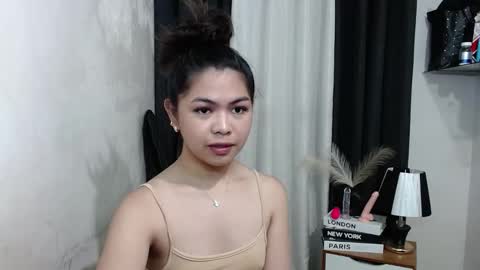 Snapshot of miss_briella chatting on 03-12-26, 03:29 Briella online show from 03-12-26, 03:29