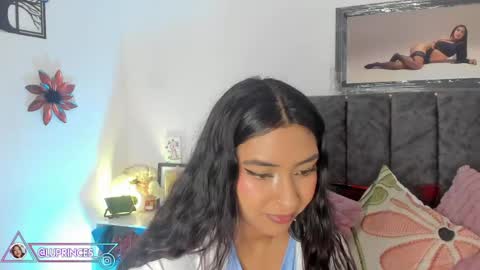 lucy 3 online show from 04-29-26, 01:53