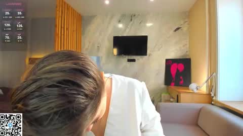 Sandy online show from 09-26-25, 01:31