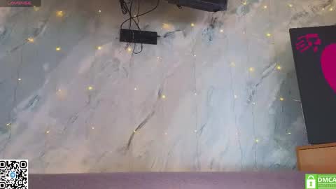 Snapshot of miss_bubbles chatting on 06-02-26, 01:07 Sandy online show from 06-02-26, 01:07