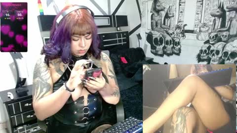 Snapshot of miss_clover chatting on 04-10-26, 09:58 miss_clover online show from 04-10-26, 09:58