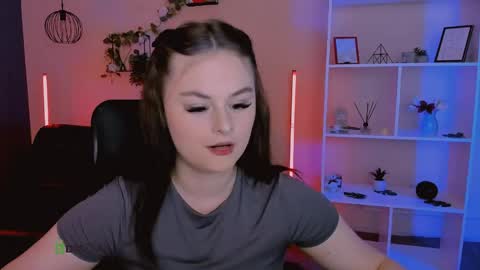 Snapshot of miss_courtney chatting on 05-25-26, 08:53 miss_courtney online show from 05-25-26, 08:53