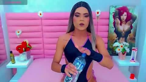 Snapshot of miss_dania chatting on 10-07-25, 06:16 DANIA online show from 10-07-25, 06:16