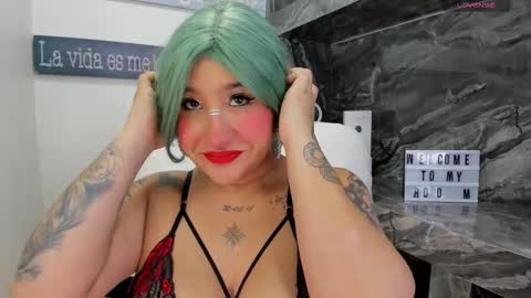 Snapshot of miss_danika chatting on 12-05-25, 11:08 Danika online show from 12-05-25, 11:08