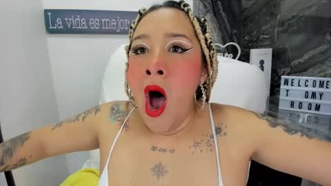 Snapshot of miss_danika chatting on 12-23-25, 10:57 Danika online show from 12-23-25, 10:57