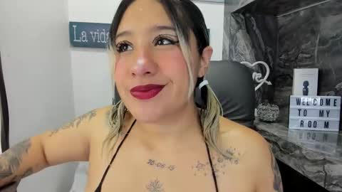 Snapshot of miss_danika chatting on 02-23-26, 11:07 Danika online show from 02-23-26, 11:07