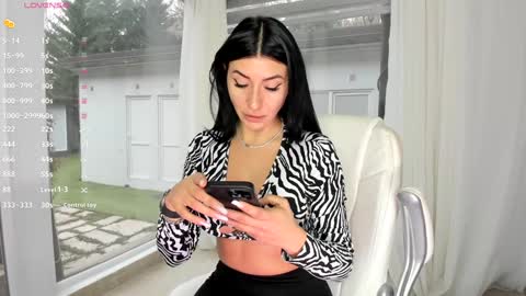 miss_diamond__ online show from 01-25-25, 07:06