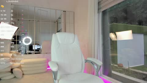 miss_diamond__ online show from 11-07-25, 08:03