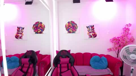 Melanie online show from 11-15-25, 12:23