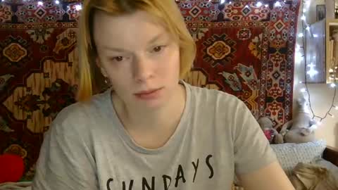 Elis online show from 06-24-26, 10:47