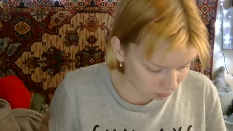 Elis online show from 07-28-26, 02:13