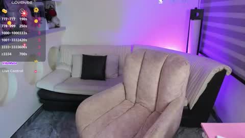 Snapshot of miss_ginebra_1 chatting on 03-08-26, 02:37 insta online show from 03-08-26, 02:37