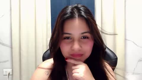 Snapshot of miss_innocent18 chatting on 04-12-26, 06:02 miss_innocent18 online show from 04-12-26, 06:02