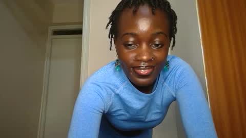 SensuElle  WHAT I DONT SHOW HERE... YOULL ONLY SEE IN PRIVATE  online show from 11-07-25, 01:33