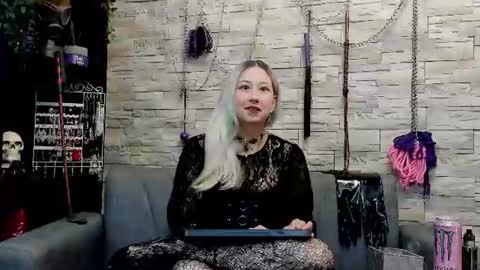 Snapshot of miss_kaz chatting on 07-13-26, 01:08 Kaz online show from 07-13-26, 01:08