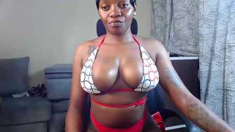 miss_kiiki online show from 02-11-25, 07:54