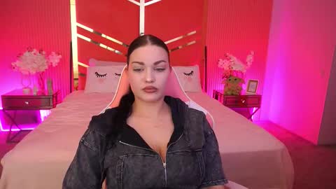 miss_kiitty online show from 12-04-25, 02:48