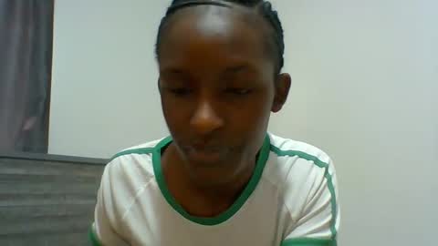 kiki online show from 10-21-25, 06:47