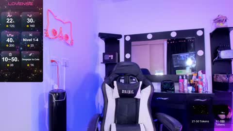 Miss Kittyn online show from 01-26-25, 01:09