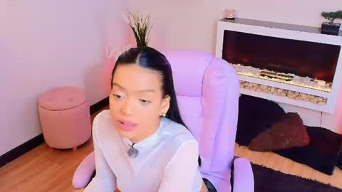 Snapshot of miss_koko_ chatting on 07-16-26, 03:34 Miss koko online show from 07-16-26, 03:34