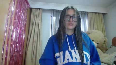 lilieth  online show from 02-03-25, 10:43