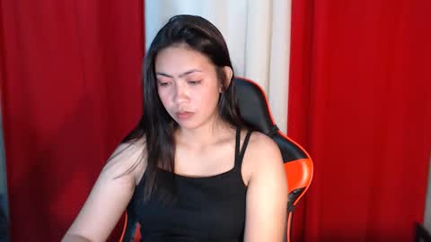 Snapshot of miss_lyve chatting on 05-18-26, 04:07 itsme lyve online show from 05-18-26, 04:07