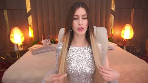 Snapshot of miss_martini chatting on 01-08-25, 07:13   online show from 01-08-25, 07:13