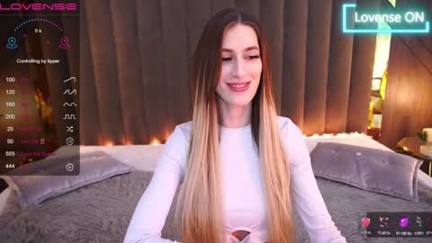 Snapshot of miss_martini chatting on 01-30-25, 10:40   online show from 01-30-25, 10:40