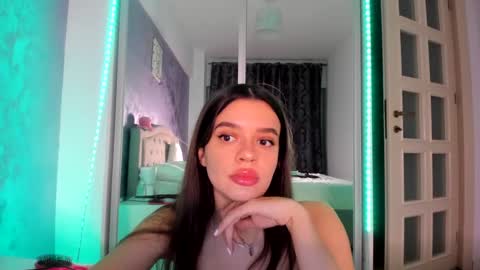 miss_medyson online show from 01-26-25, 04:41