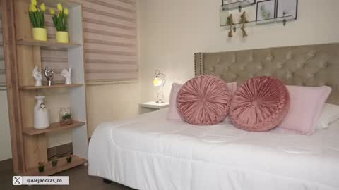 Snapshot of miss_meii chatting on 01-13-26, 10:59 Alejandra online show from 01-13-26, 10:59