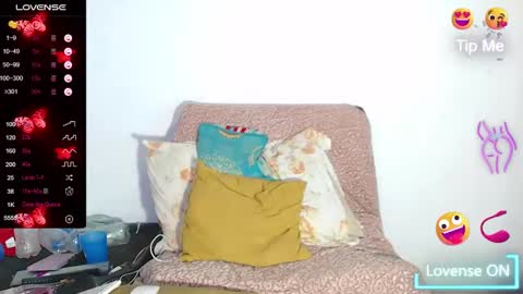 Snapshot of miss_mestiza chatting on 02-11-25, 08:05 Ashley online show from 02-11-25, 08:05