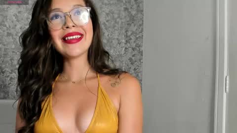 Snapshot of miss_mhelodi chatting on 04-30-26, 02:29 Melody online show from 04-30-26, 02:29