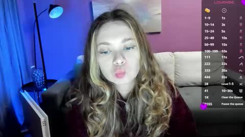 Olly online show from 10-30-25, 04:08