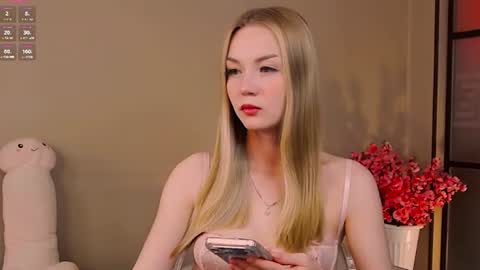 Nicole online show from 07-06-26, 10:56