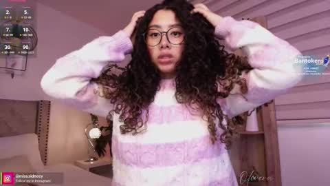 Amy Olivera online show from 10-15-25, 01:11