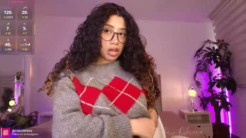 Amy Olivera online show from 11-03-25, 12:06