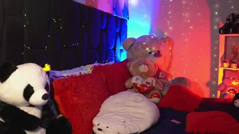 Snapshot of miss_sophie98 chatting on 01-08-25, 02:57 Sophie Cardenas ..... independent model online show from 01-08-25, 02:57