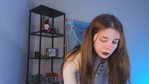 Snapshot of miss_spider chatting on 01-10-25, 06:53 Spider girl Help me reach 10 likes online show from 01-10-25, 06:53