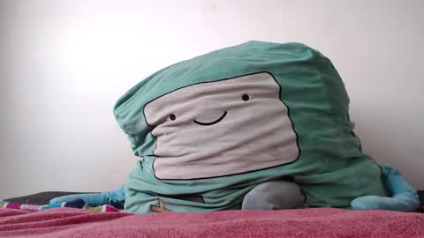 Kortana 2.0 dont forget thumbs up and follow me on twitter online show from 10-05-25, 03:43