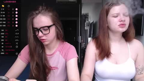 Snapshot of miss_sweetbb chatting on 01-29-25, 03:01 Bella online show from 01-29-25, 03:01