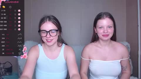 Snapshot of miss_sweetbb chatting on 09-09-25, 05:34 Bella online show from 09-09-25, 05:34