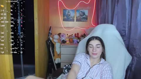 Melanie  January 15th is my birthday there will be an interesting show  online show from 03-08-25, 03:35