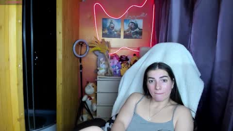 Snapshot of miss_tasy chatting on 11-22-25, 12:15 Melanie January 15th is my birthday there will be an interesting show online show from 11-22-25, 12:15