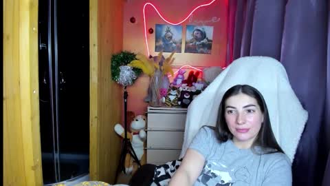 Snapshot of miss_tasy chatting on 01-12-26, 09:58 Melanie January 15th is my birthday there will be an interesting show online show from 01-12-26, 09:58