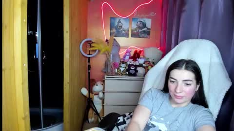 Snapshot of miss_tasy chatting on 01-14-26, 11:05 Melanie January 15th is my birthday there will be an interesting show online show from 01-14-26, 11:05