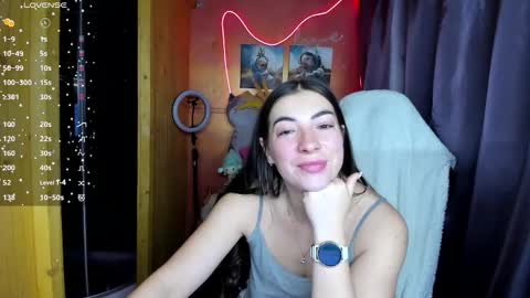 Snapshot of miss_tasy chatting on 03-07-26, 02:52 Melanie January 15th is my birthday there will be an interesting show online show from 03-07-26, 02:52